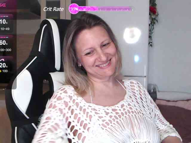 LoveSuperGerl webcam