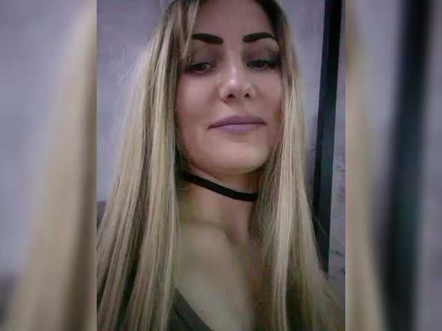 Cassssablanca's BongaCams show and profile