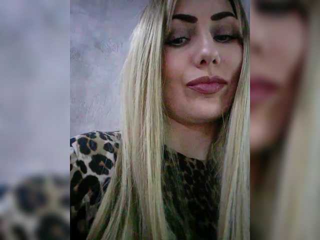 Cassssablanca's BongaCams show and profile