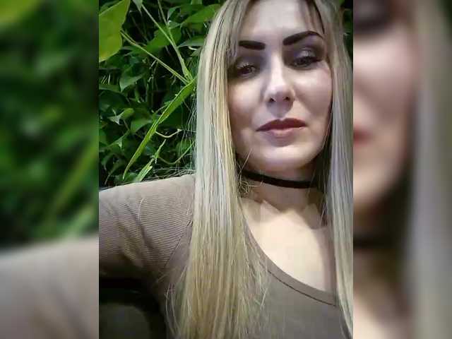 Cassssablanca's BongaCams show and profile