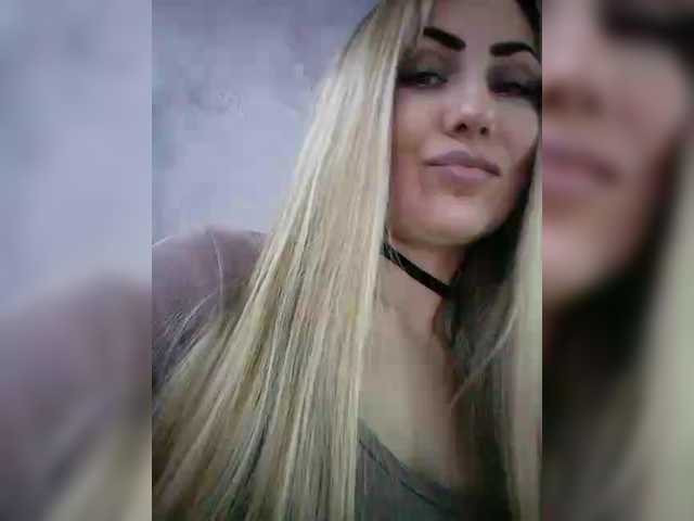 Cassssablanca's BongaCams show and profile