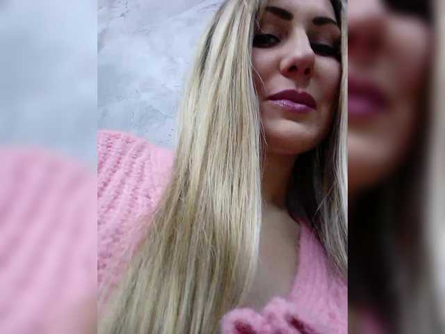 Cassssablanca's BongaCams show and profile