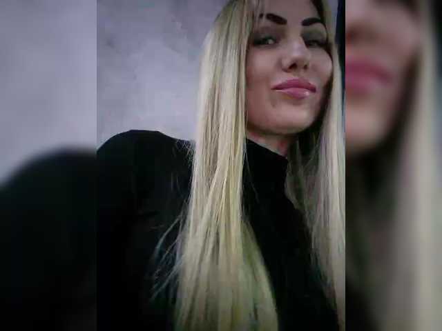 Cassssablanca's BongaCams show and profile