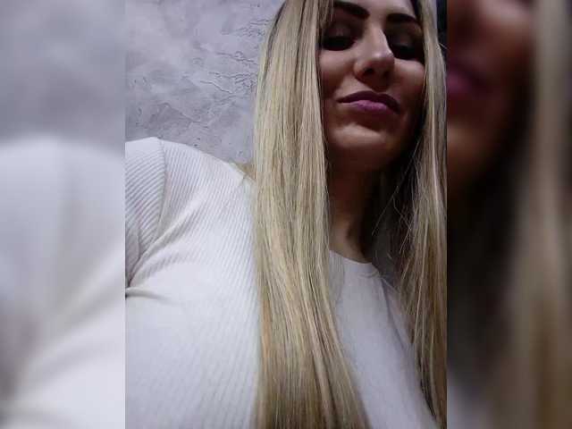 Cassssablanca's BongaCams show and profile