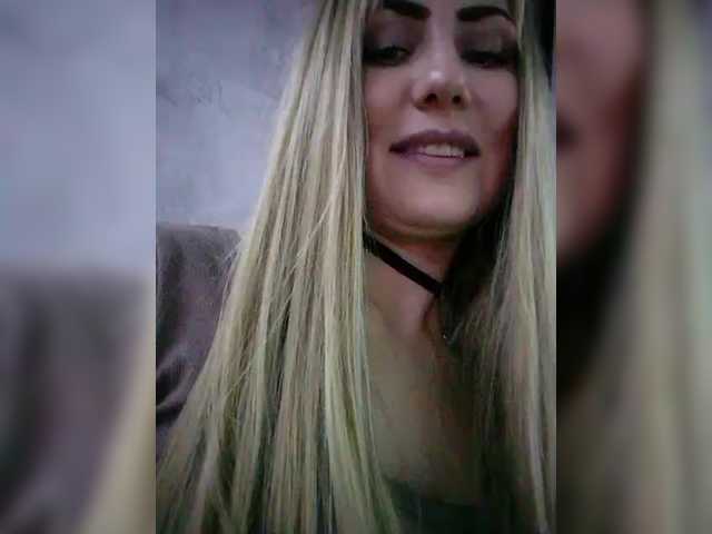 Cassssablanca's BongaCams show and profile