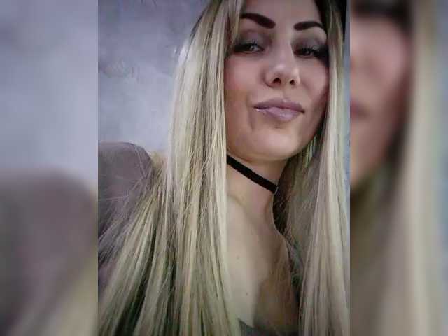 Cassssablanca's BongaCams show and profile