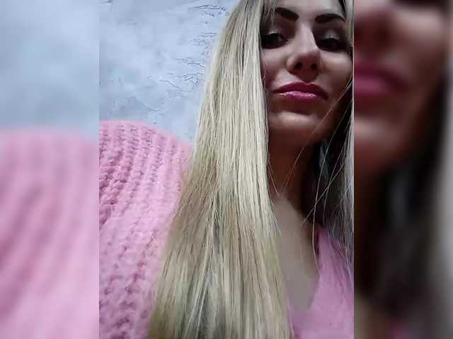 Cassssablanca's BongaCams show and profile