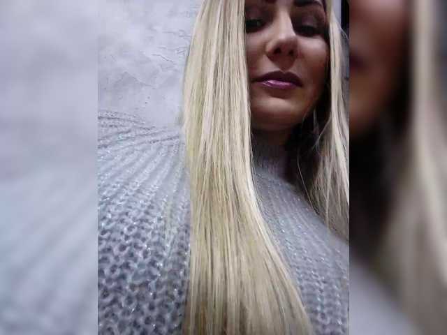 Cassssablanca's BongaCams show and profile