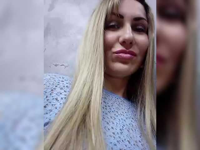 Cassssablanca's BongaCams show and profile