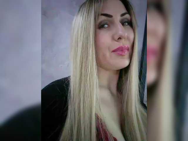 Cassssablanca's BongaCams show and profile