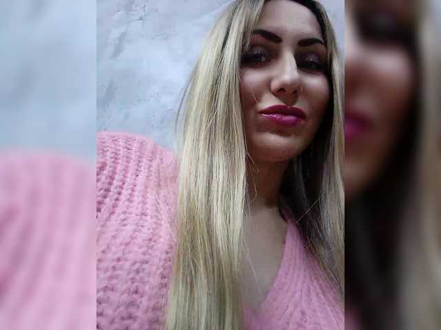 Cassssablanca's BongaCams show and profile