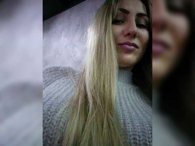 Cassssablanca's BongaCams show and profile