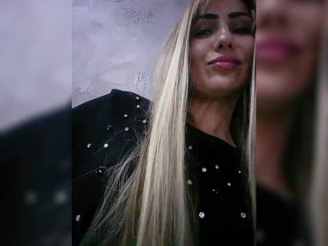 Cassssablanca from BongaCams