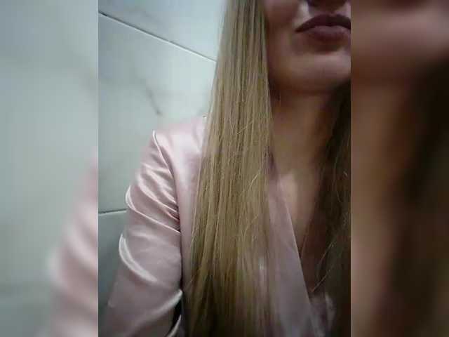 Cassssablanca's BongaCams show and profile