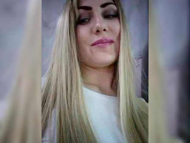 Cassssablanca's BongaCams show and profile