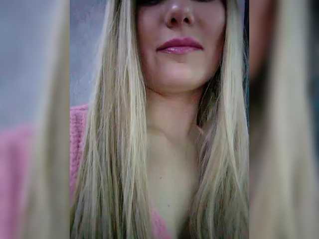 Cassssablanca's BongaCams show and profile