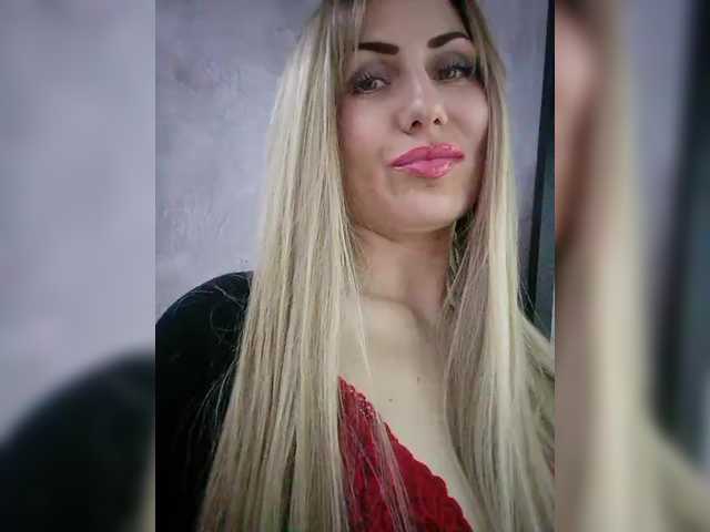 Cassssablanca's BongaCams show and profile