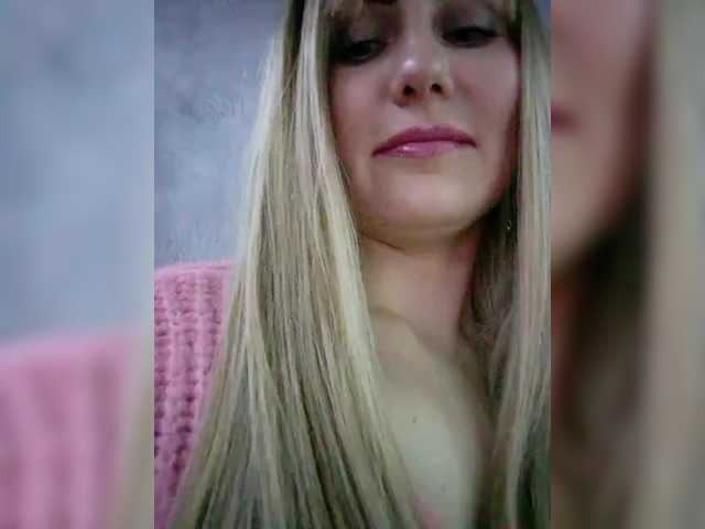 Cassssablanca's BongaCams show and profile