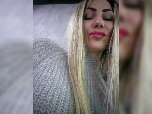 Cassssablanca's BongaCams show and profile