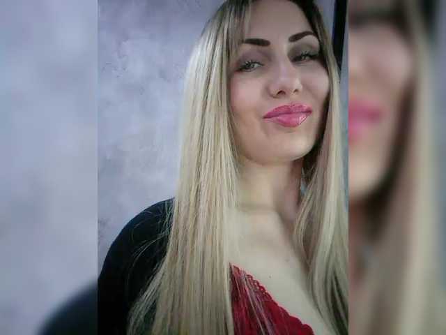 Cassssablanca's BongaCams show and profile