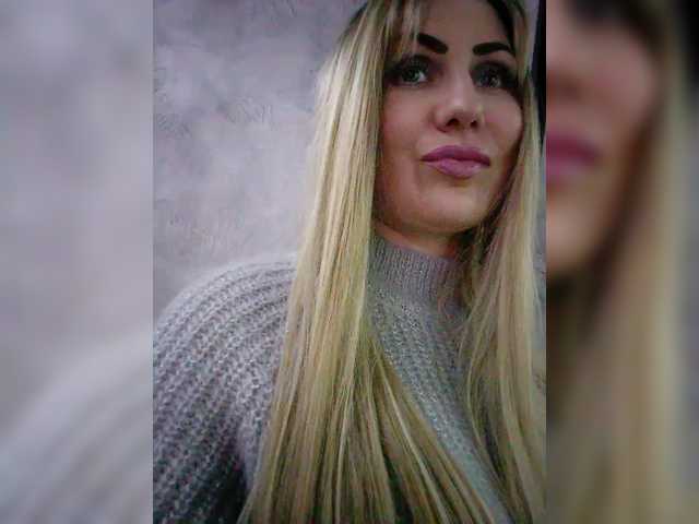 Cassssablanca's BongaCams show and profile