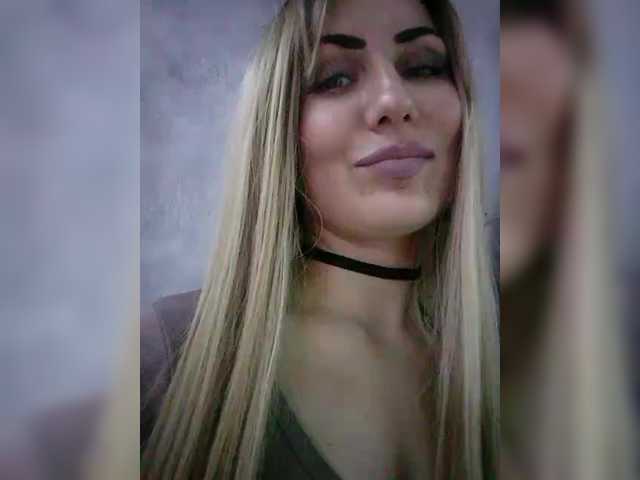 Cassssablanca's BongaCams show and profile