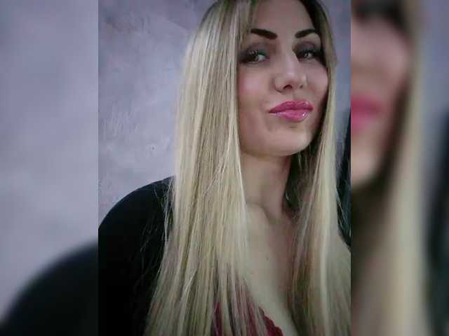 Cassssablanca's BongaCams show and profile