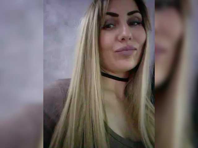 Cassssablanca's BongaCams show and profile