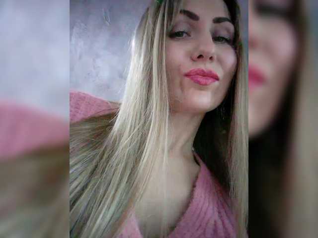 Cassssablanca's BongaCams show and profile