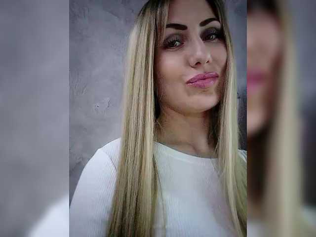 Cassssablanca's BongaCams show and profile