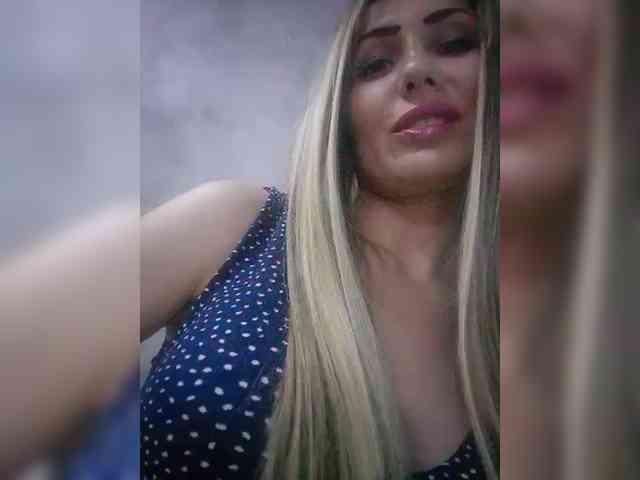 Cassssablanca Live Webcam on BongaCams