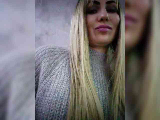 Cassssablanca Live Webcam on BongaCams