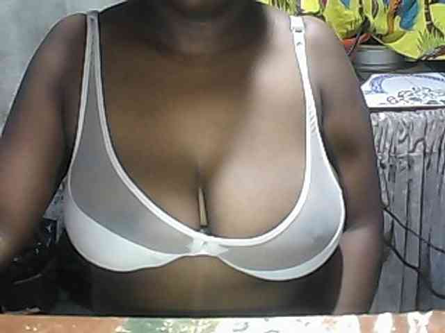 pussyblacky webcam