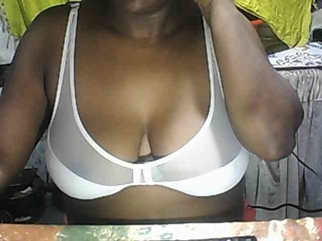 pussyblacky webcam