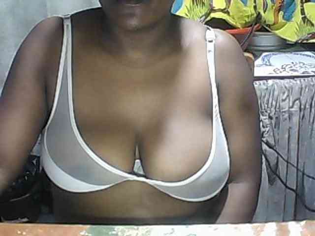 pussyblacky webcam