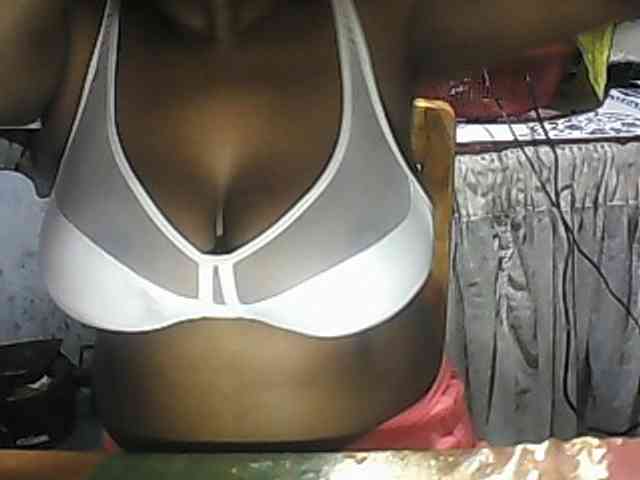 pussyblacky webcam