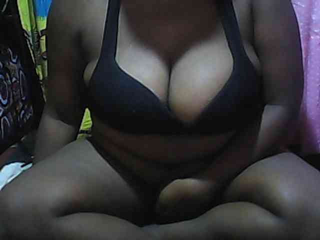 pussyblacky webcam