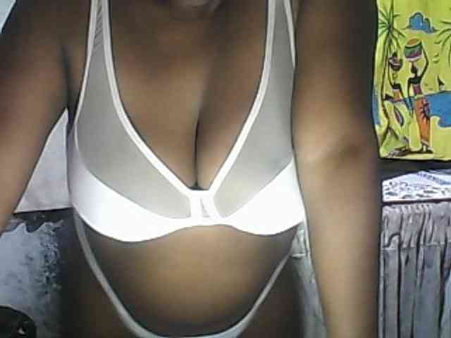 pussyblacky webcam