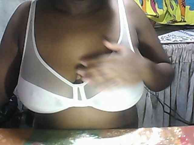 pussyblacky webcam
