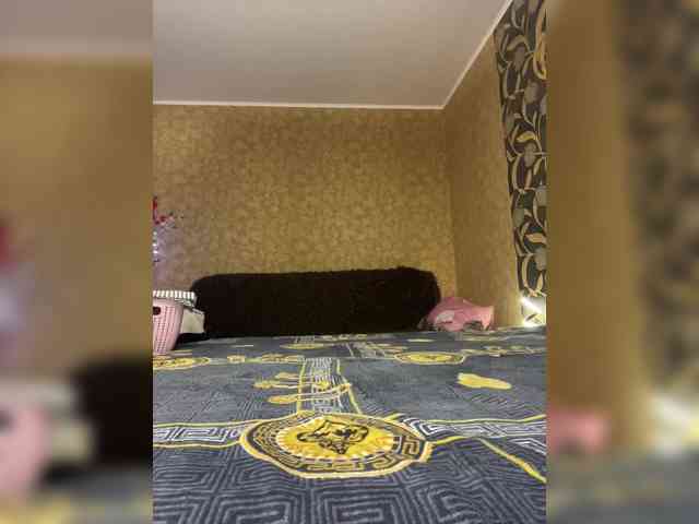 LouiseJenkin webcam