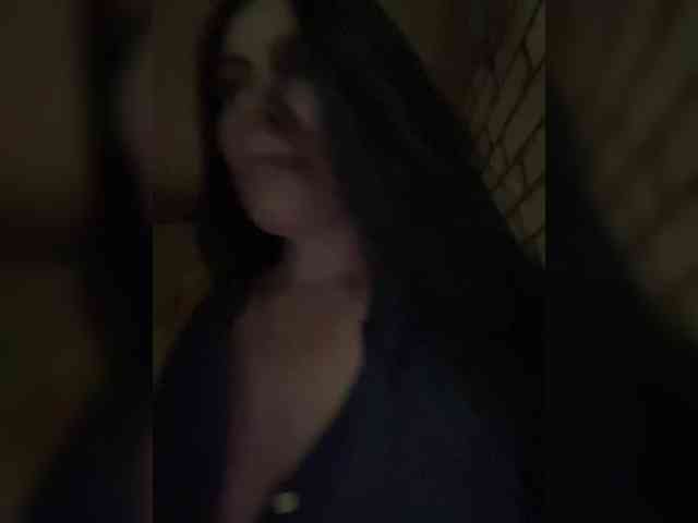 LouiseJenkin Live Webcam on BongaCams