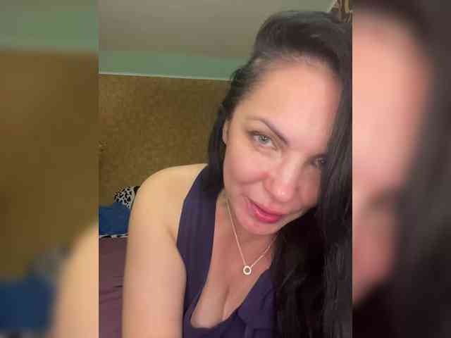 LouiseJenkin webcam