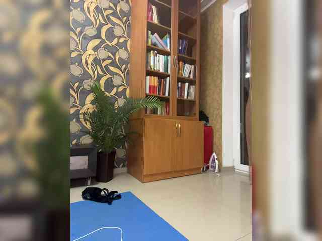 LouiseJenkin webcam