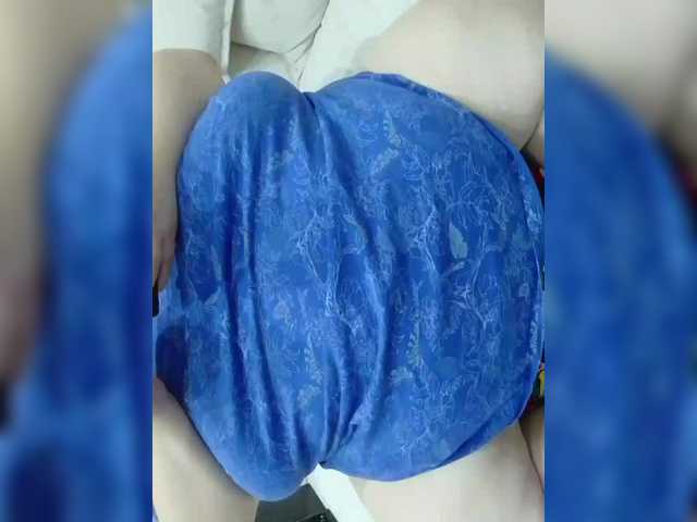 Mari301's BongaCams show and profile