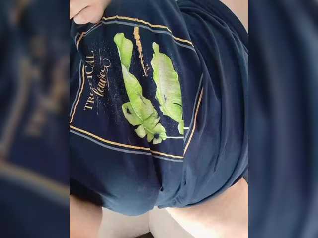 Mari301's BongaCams show and profile