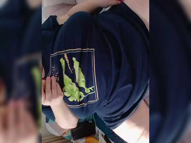 Mari301's BongaCams show and profile