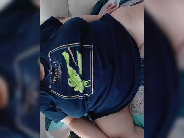 Mari301's BongaCams show and profile