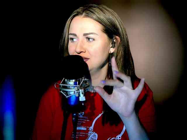 Meskhimusic webcam