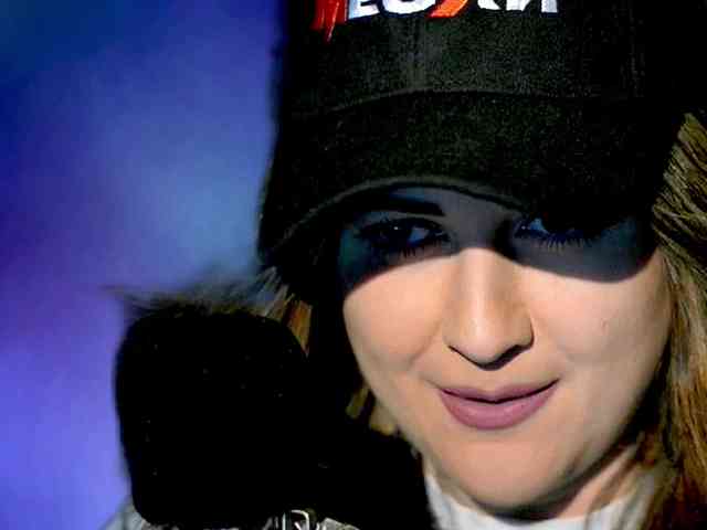 Meskhimusic webcam