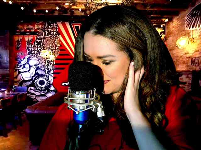 Meskhimusic webcam
